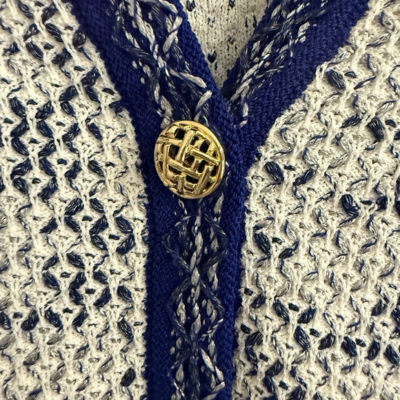 St. John Black and Cream Knit Cardigan - Picture 2 of 4